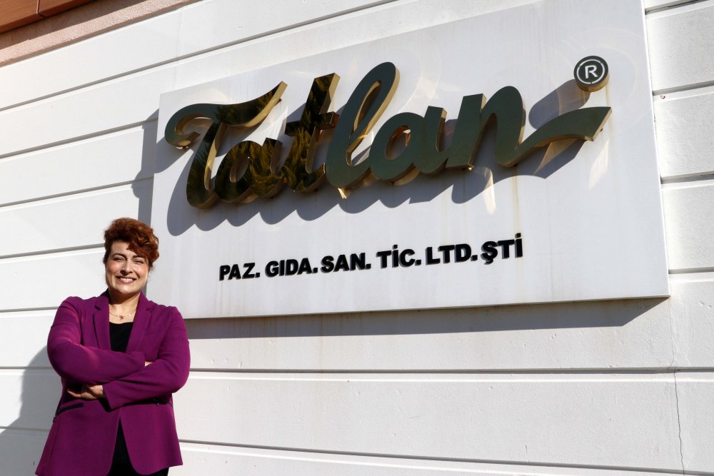 Çanakkaleli kadın girişimci Tatlan Helvası’nı dünyaya tanıtıyor