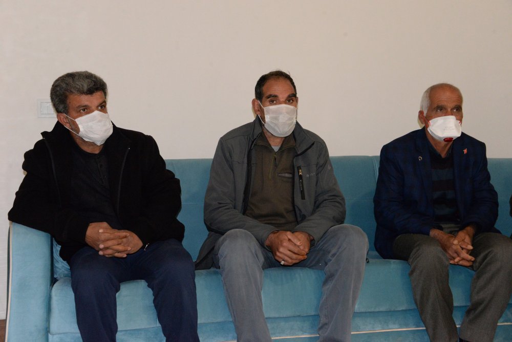 Evlat nöbetindeki baba: Ailelerin emeği boşa gitmedi, zafer kazandılar