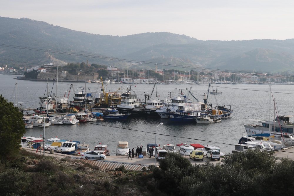 Foça'da balıkçı barınağında hayatını kaybetmiş
