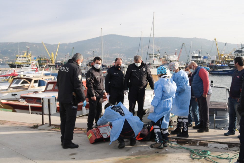 Foça'da balıkçı barınağında hayatını kaybetmiş