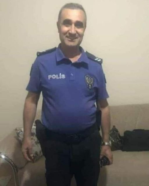 Kovid tedavisi gören 30 yıllık polis memuru hayatını kaybetti