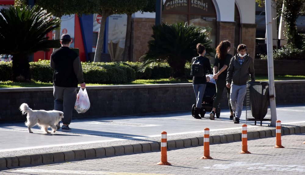 Marmaris'te kısıtlamada giriş yasaklanan sahil yollarında denetim
