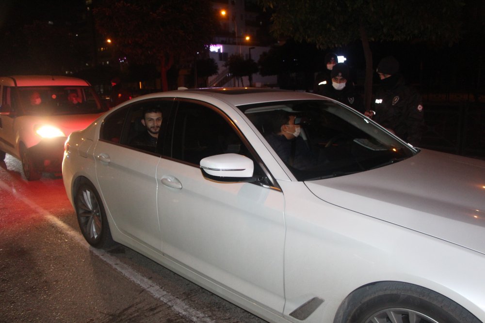 Sokağa çıkma kısıtlamasına uymadılar, çeşitli bahane ürettiler