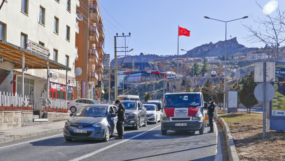 Vali Demirtaş'tan, kısıtlamaya uyan Mardinlilere teşekkür