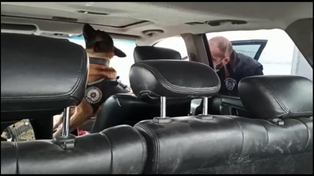Baldızının otomobiliyle uyuşturucu taşırken yakalandı