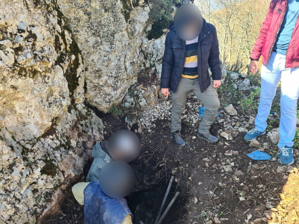 Bursa'da kaçak kazıya suçüstü: 2 gözaltı