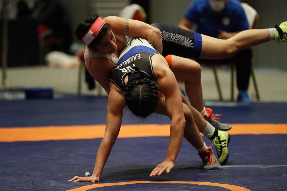 Kadın Güreş Milli Takımı seçmeleri İstanbul'da yapıldı