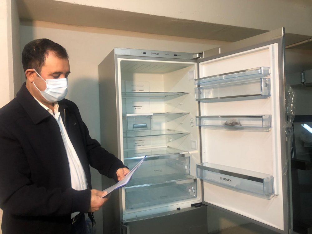 Doktor,  buzdolabı için çağırdığı sahte servisçilerin kurbanı oldu, uyarılarda bulundu