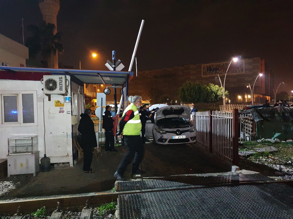 Kazaya yaptıkları kişiyi darbedip, kaçan iki şüpheliden biri, bir kez daha kaza yapınca yakalandı
