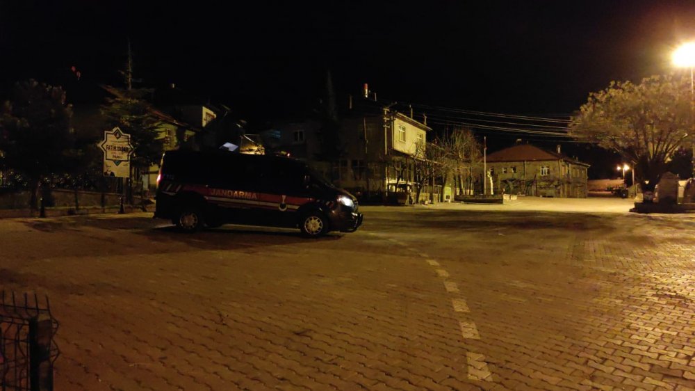 Konya'da bir mahallede mutasyonlu virüs karantinası!