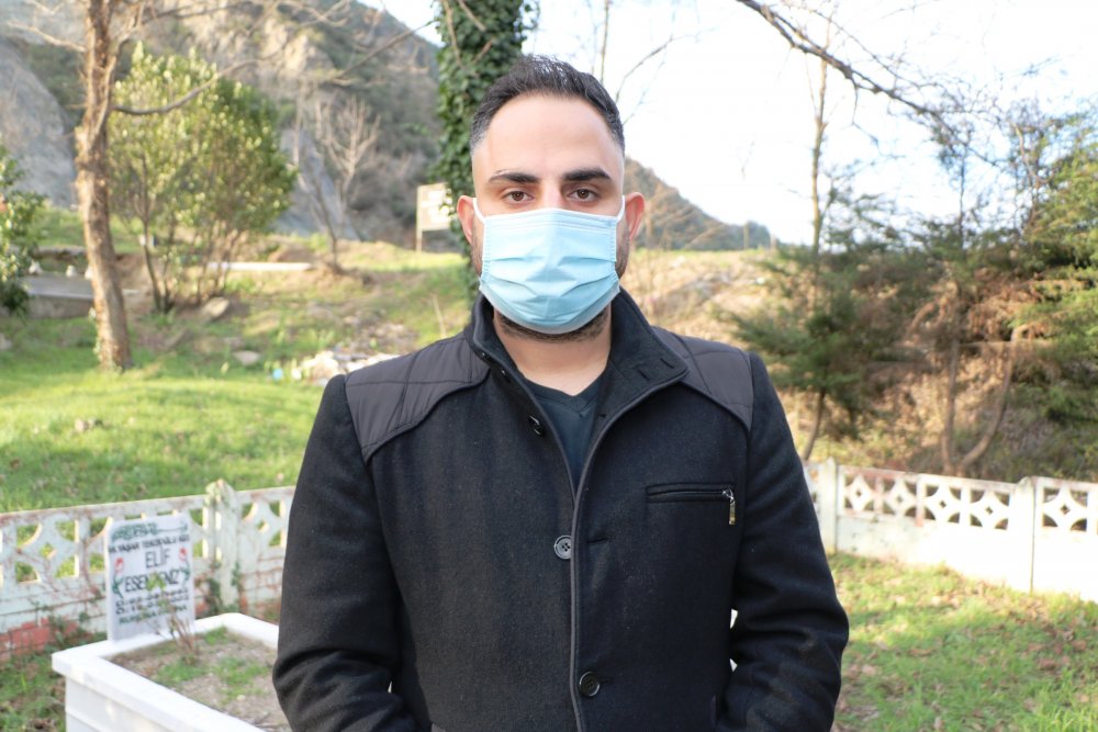 Sakarya’da akıl almaz olay: Mezar taşları çalındı