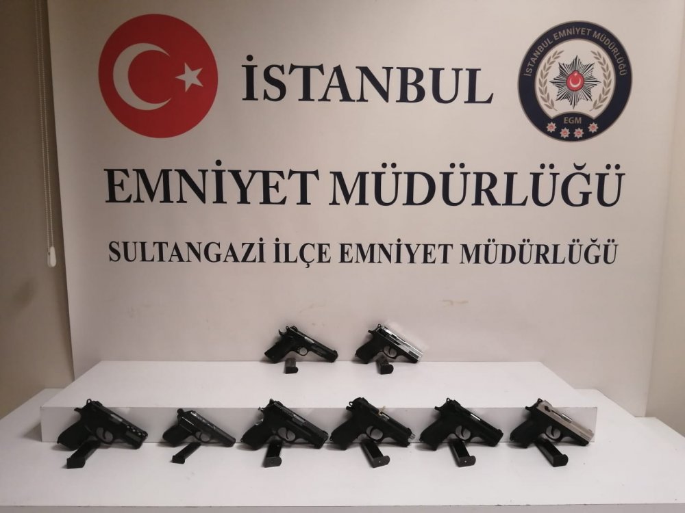 Sultangazi’de rastgele ateş eden magandalar kamerada