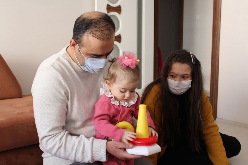 15 aylık Zeynep'e ilik nakli için ailesi uygun donör arıyor