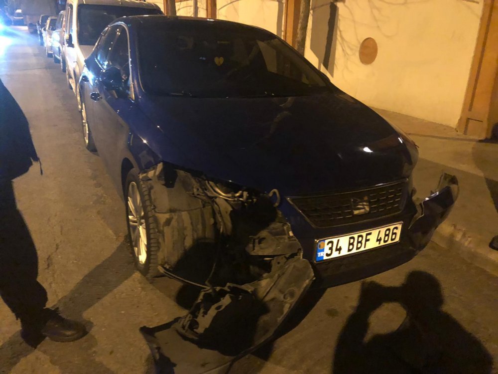 20 bin liralık farları saniyeler içinde çaldılar... Kameraya yakalandılar!