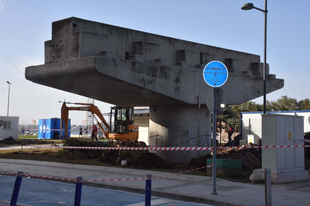 Alsancak viyadükleri kaldırılıyor
