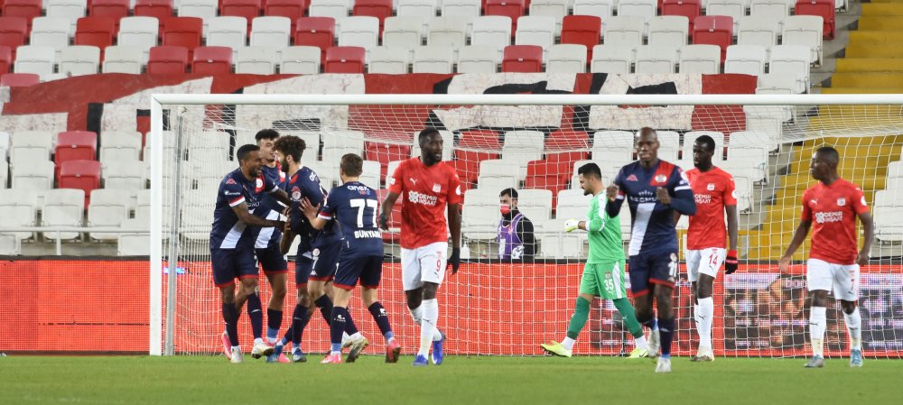 Antalyaspor, Alanyaspor'un yarı finaldeki rakibi oldu