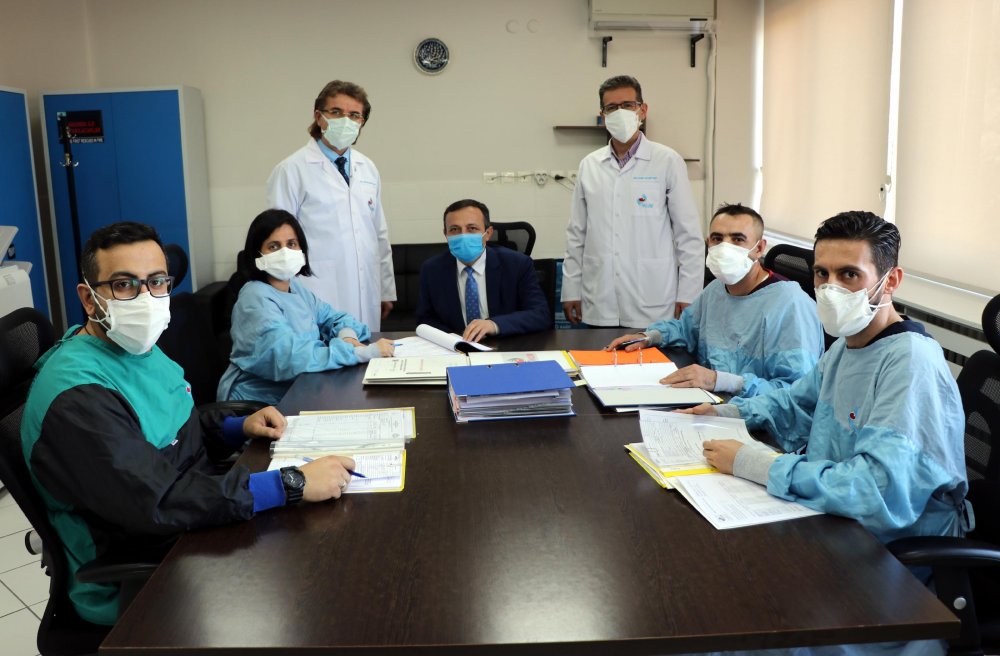 ERÜ Rektörü Çalış'tan Faz-2'de ilk doz uygulanan 3 gönüllünün durumu hakkında açıklama