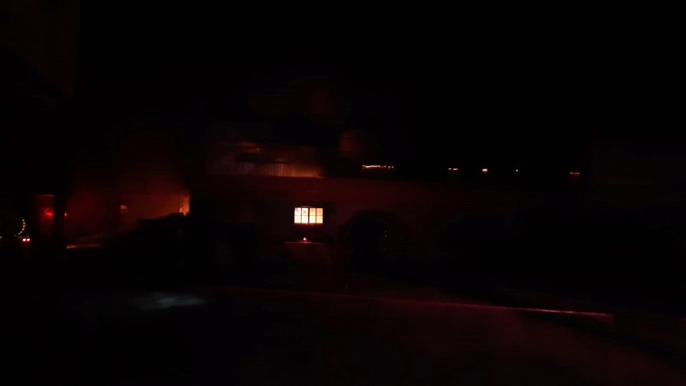 Manavgat’ta sebze meyve deposunda yangın