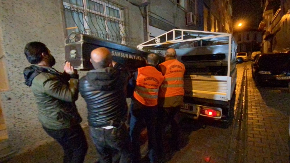 Kadın cinayetleri durmuyor! Samsun'da bir erkek karısını vahşice katletti!