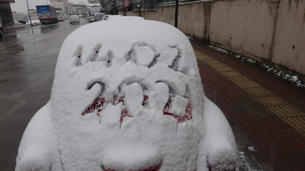 Meteoroloji uyarmıştı; Bursa'da yoğun kar yağışı