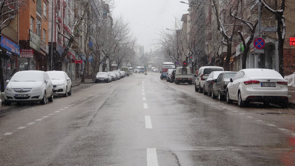 Meteoroloji uyarmıştı; Bursa'da yoğun kar yağışı