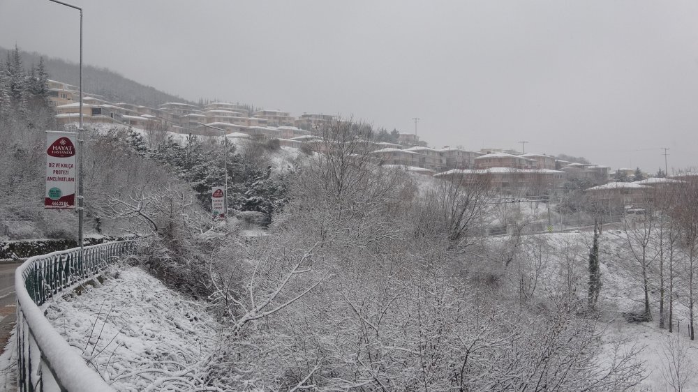 Meteoroloji uyarmıştı; Bursa'da yoğun kar yağışı