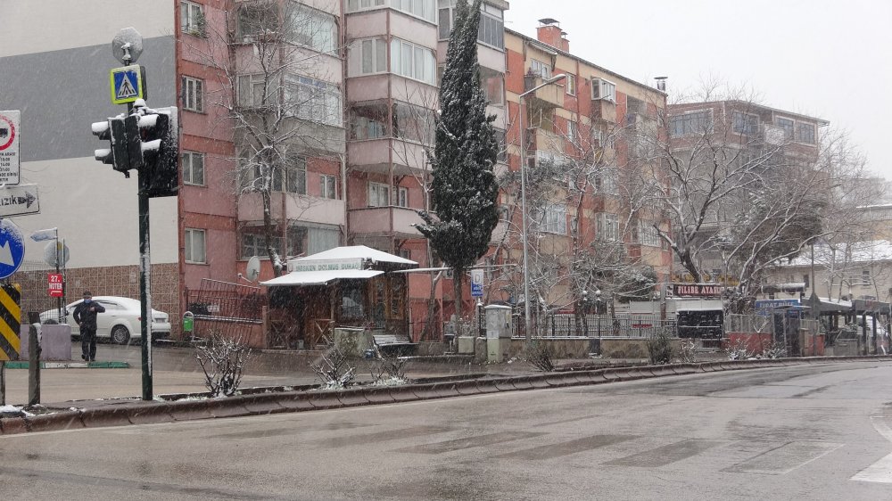 Meteoroloji uyarmıştı; Bursa'da yoğun kar yağışı