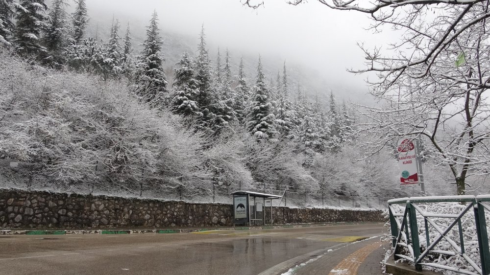 Meteoroloji uyarmıştı; Bursa'da yoğun kar yağışı