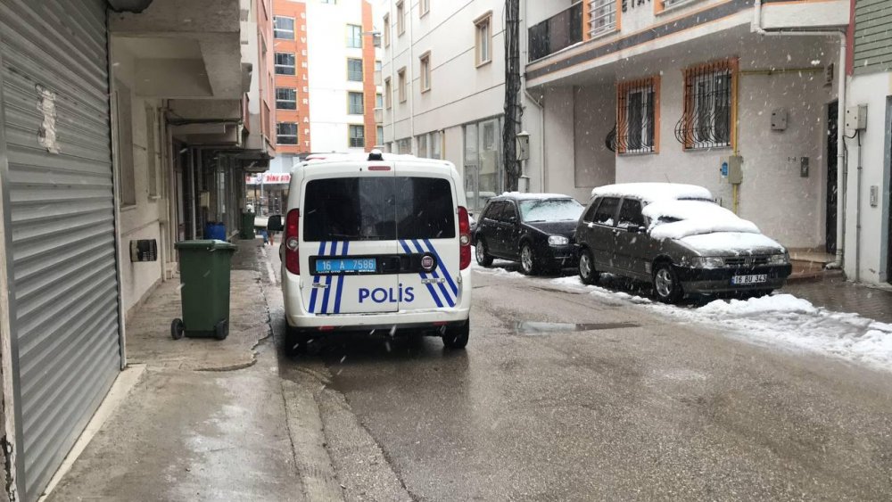 Sevgililer Günü'nde karısıyla tartıştı, kendisini 5 kez bıçakladı