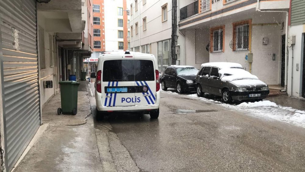 Sevgililer Günü'nde karısıyla tartıştı, kendisini 5 kez bıçakladı
