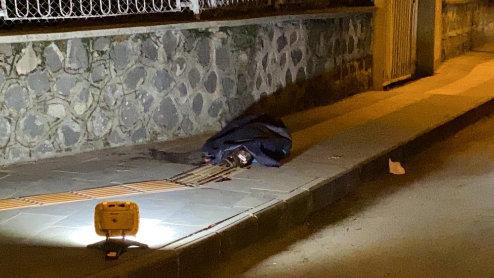 Diyarbakır’da sokak ortasında kadın cinayeti