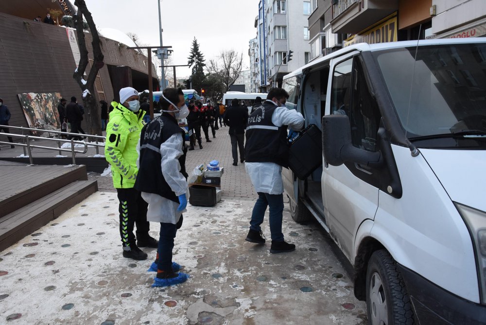 Eskişehir'de katliam! Anne baba ve küçük oğulları ölü bulundu!