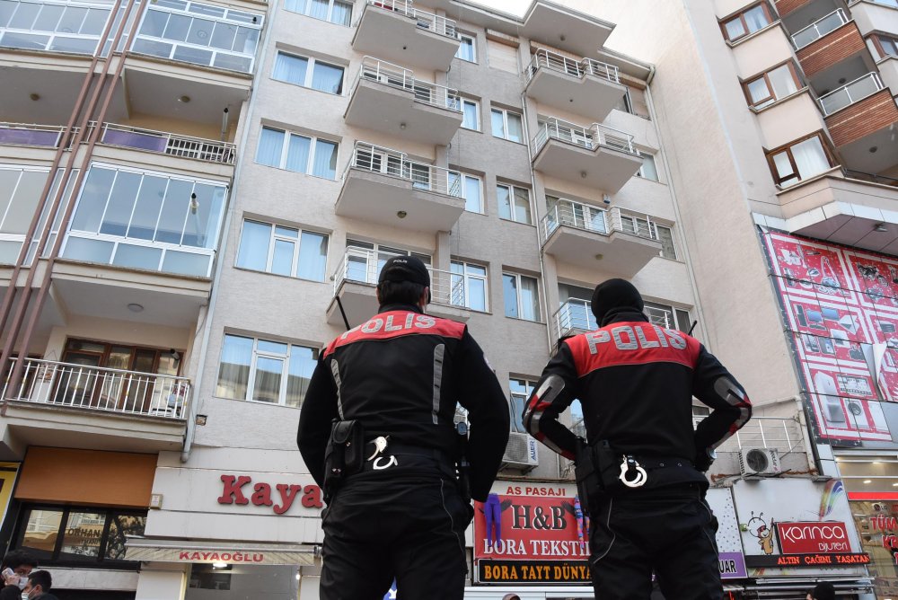 Eskişehir'de katliam! Anne baba ve küçük oğulları ölü bulundu!