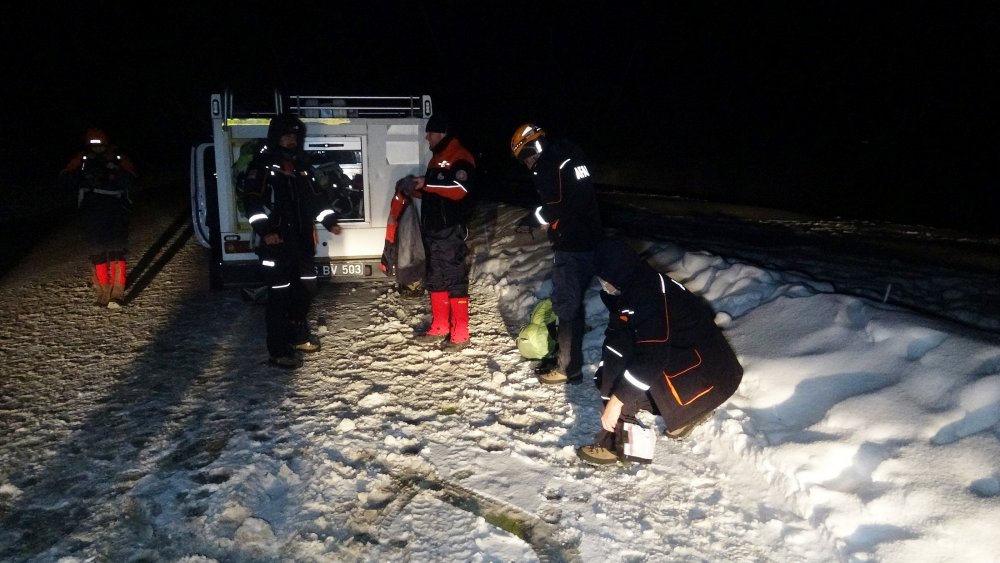 'Kayak yapmaya gidiyorum' diyerek evden çıktı... Otomobili terk edilmiş halde bulundu...