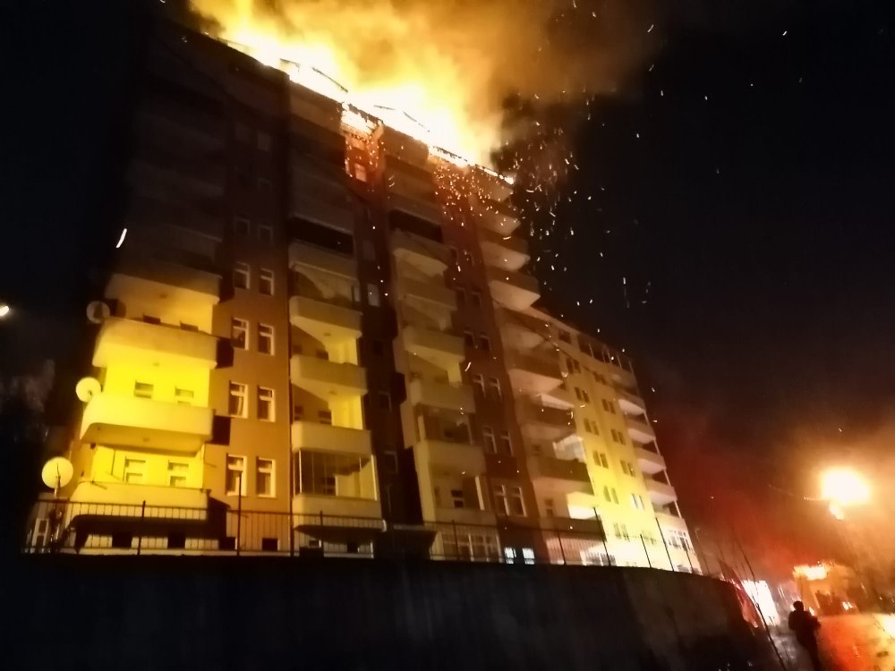 Sürmene’de korkutan yangın
