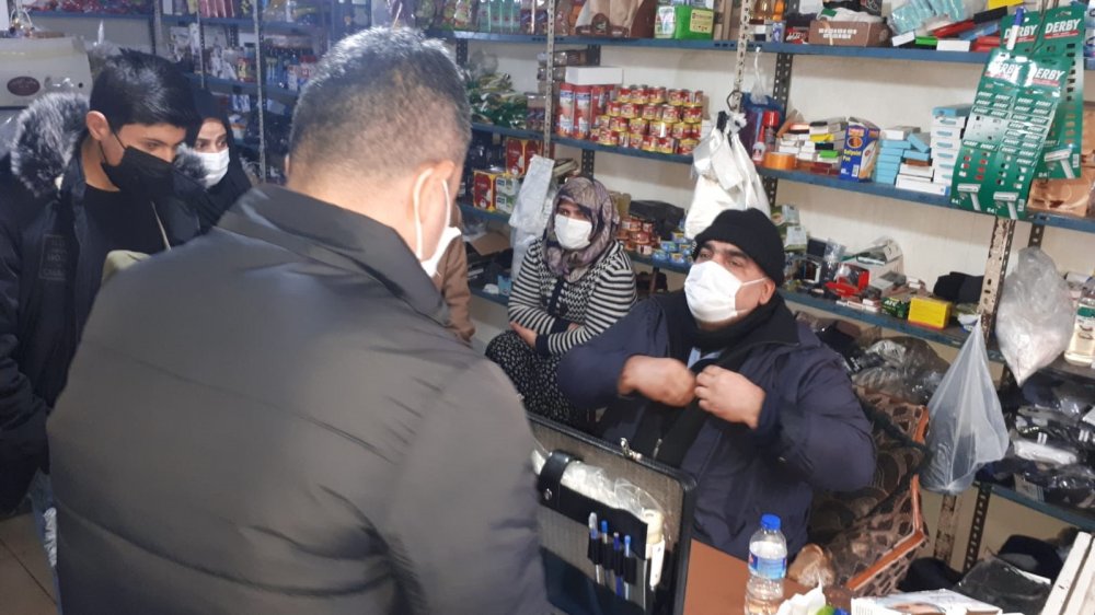 Yurttaşın sağlığıyla oynayacaklardı! Baskın yapılan bir markette bozuk etler ele geçirildi!