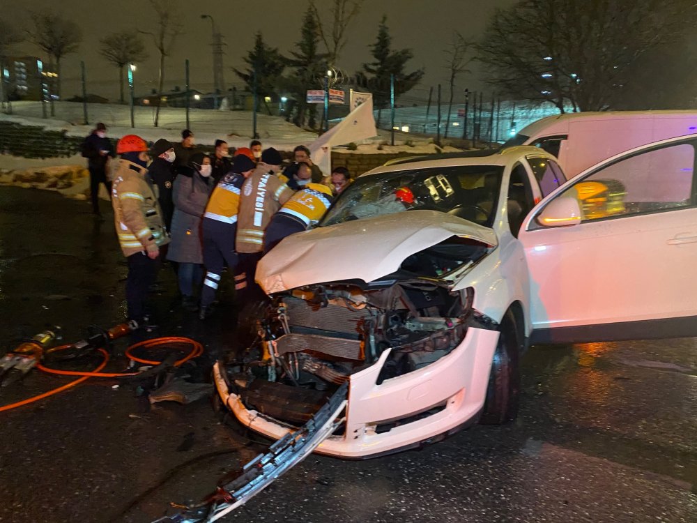 İstanbul'da korkutan kaza! Güvenlik önlemi alındı