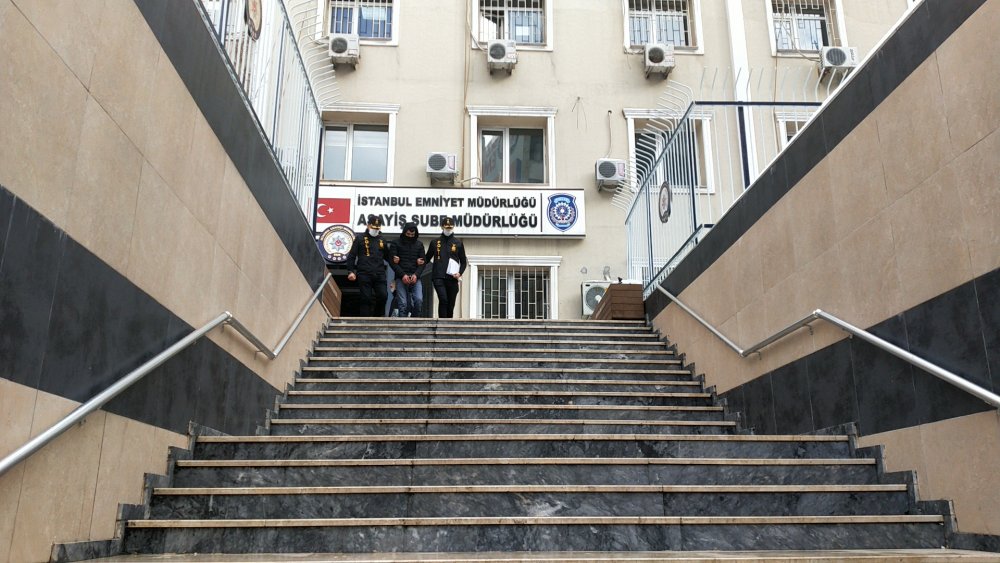 'Paranız yurtdışına transfer edilecek' dedi...400 bin liralarını aldı... O dolandırıcı yakalandı