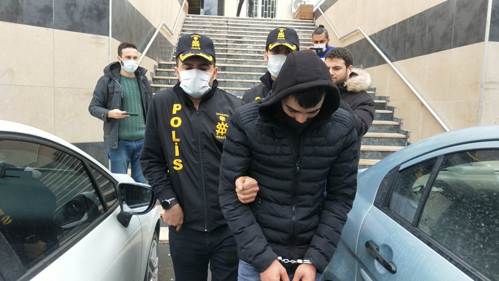 'Paranız yurtdışına transfer edilecek' dedi...400 bin liralarını aldı... O dolandırıcı yakalandı