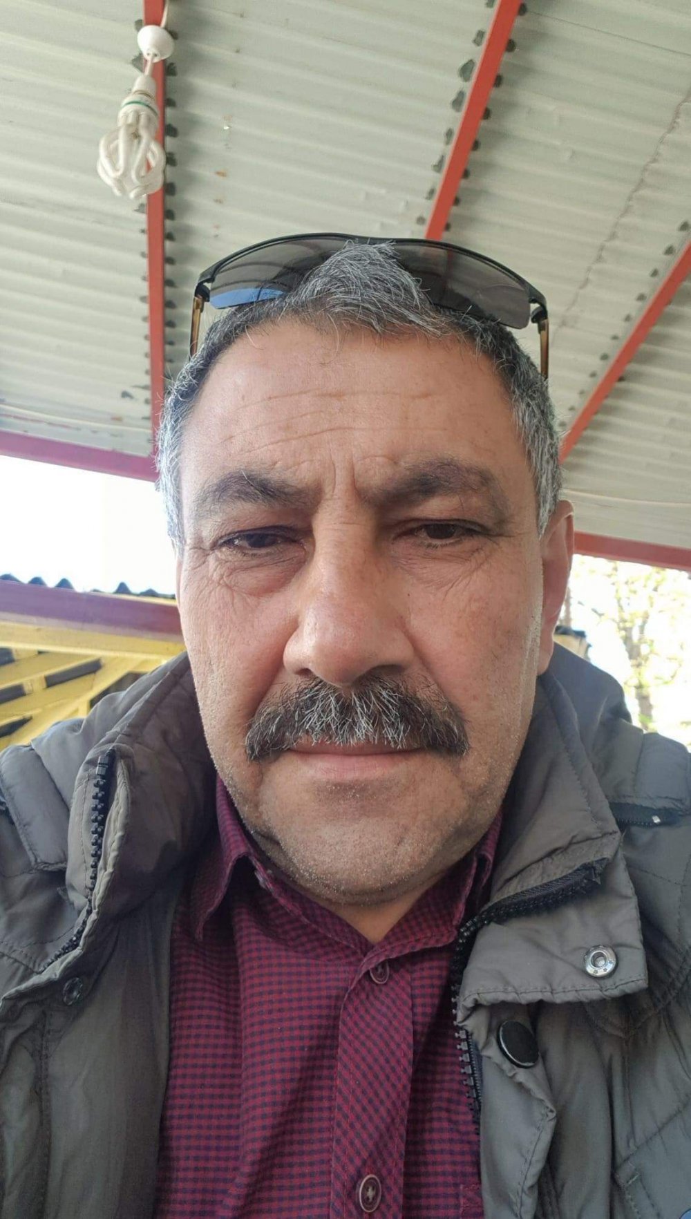 Trafik kazasında hayatını kaybeden oğlunun acısına dayanamadı... İntihar etti