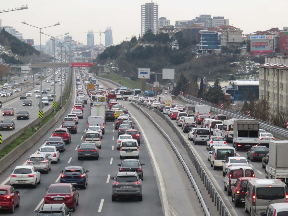 Kısıtlama öncesi trafikte son durum