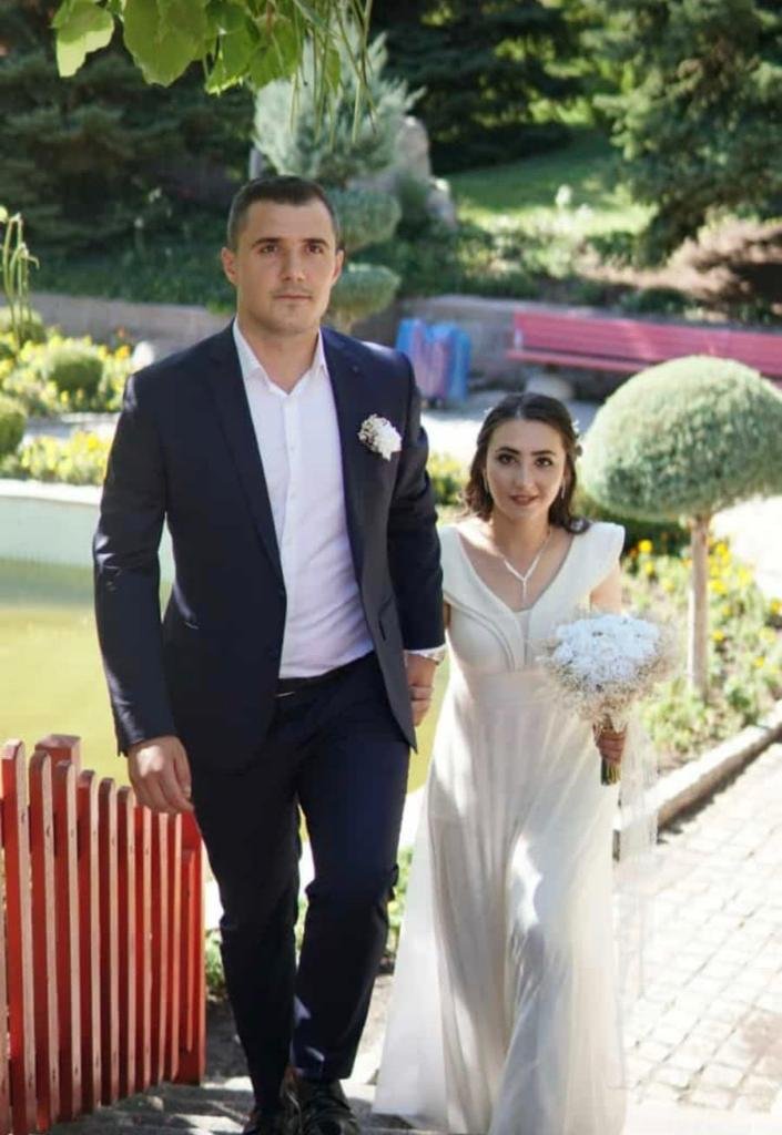 Evli olduğu polisin silahıyla vurulan sağlık çalışanı: Zorla alıkoydu, acımadan vurdu