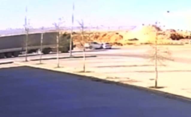 Gaziantep'te feci kaza: Otomobiller hurdaya döndü