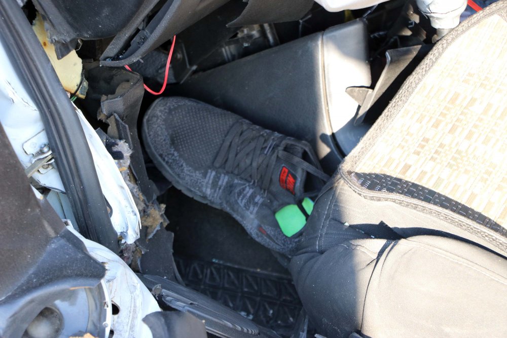 Gaziantep'te feci kaza: Otomobiller hurdaya döndü