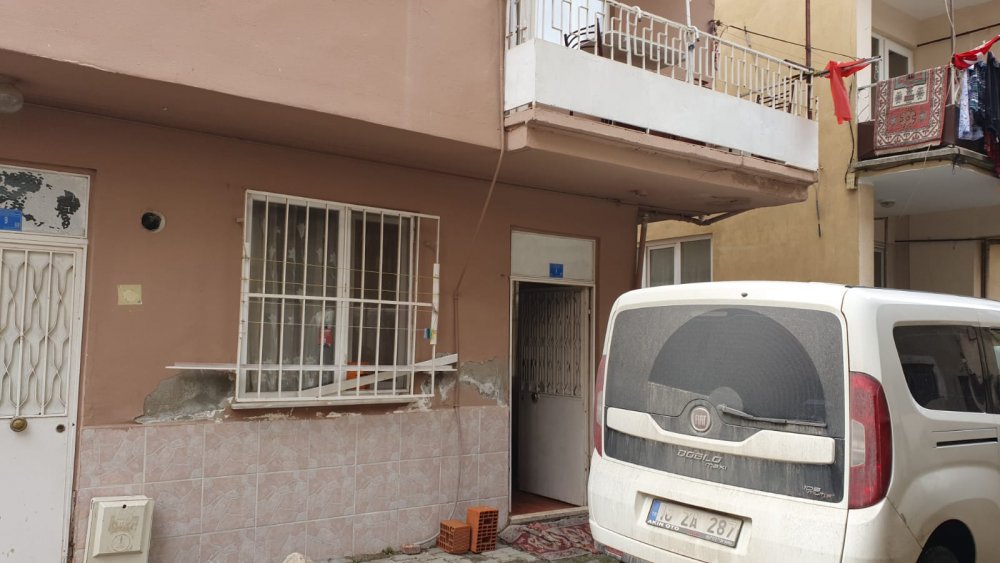 'Kendisini duvar çarparak öldürdü' demişlerdi... Cinayet olduğu ortaya çıktı!