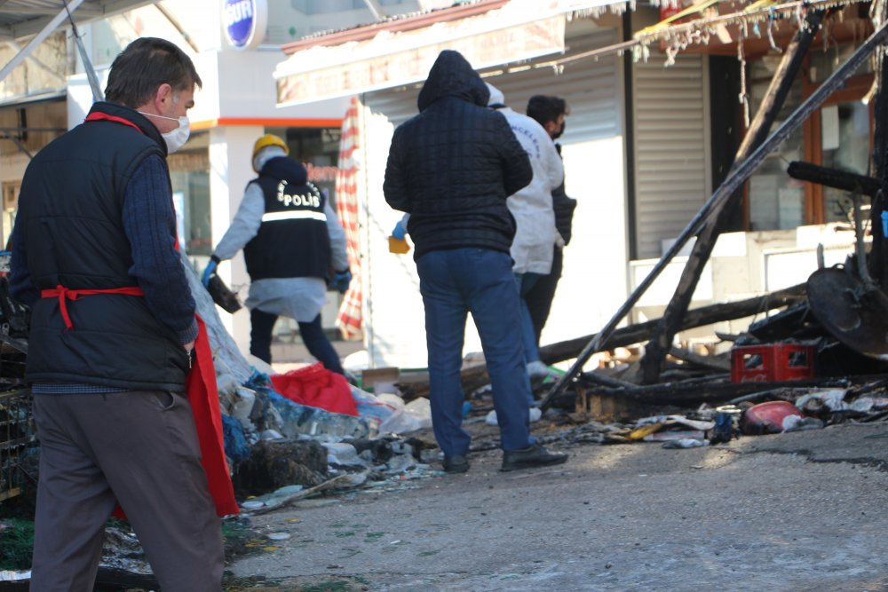 Tokat'ta 7 dükkanı kullanılamaz hale geldi... O yangının hasarı gündüz görüntülendi