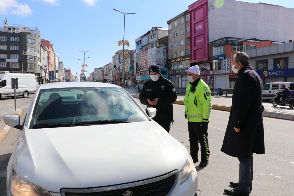 Sultanbeyli'de koronavirüs denetimi