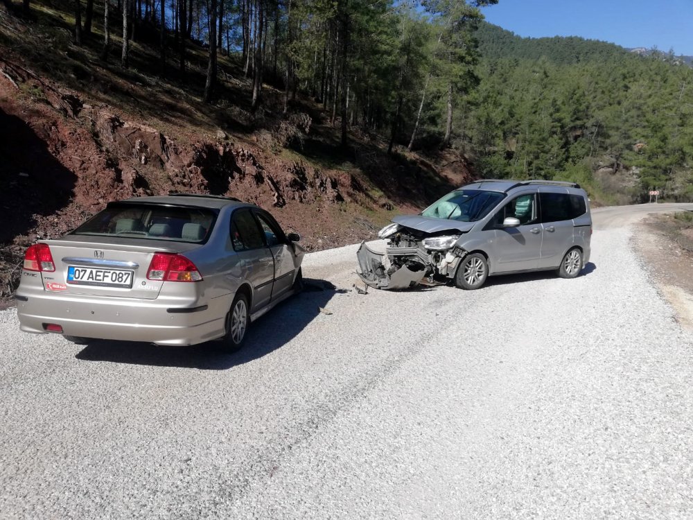 Antalya'da feci kaza!