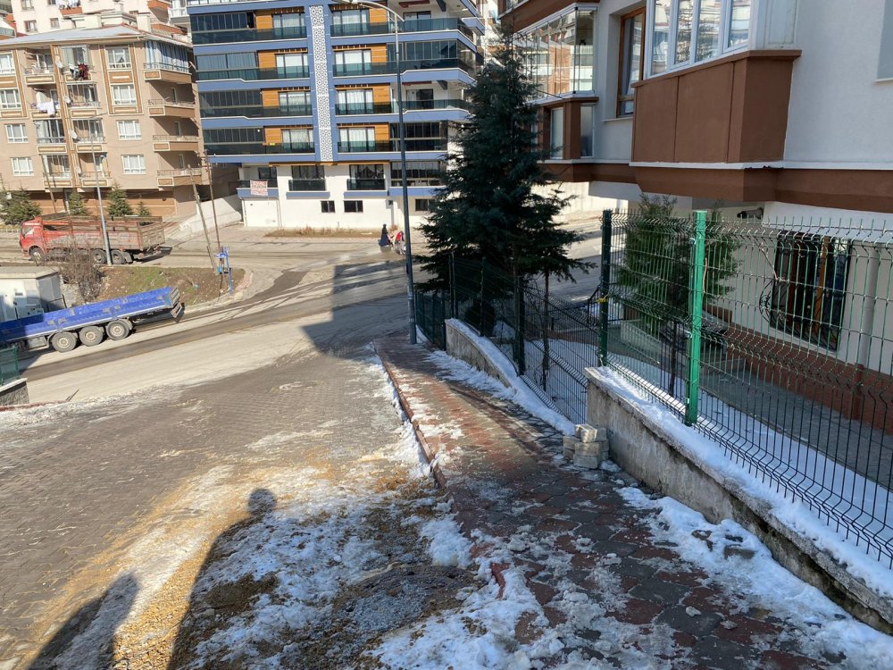 Bu kez yer Ankara... Bir kadın daha sokak ortasında acımasızca katledildi!