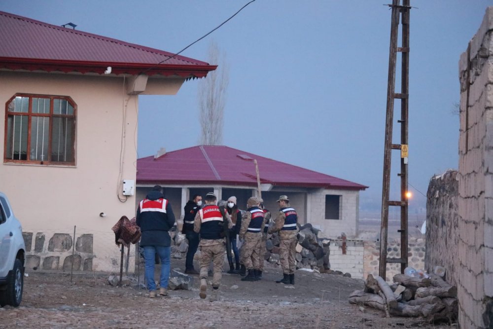 Iğdır’da güvenlik güçleri teröristlere göz açtırmıyor!